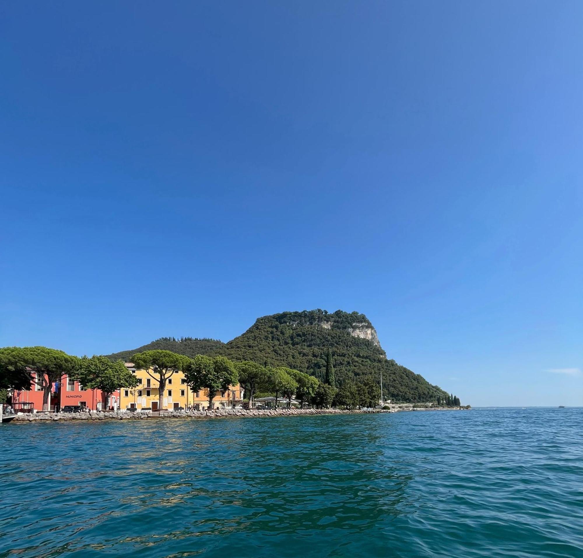 Albergo All'Ancora Garda  Buitenkant foto