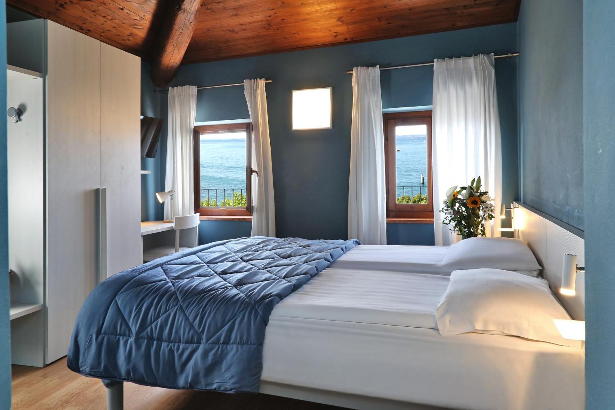 Albergo All'Ancora Garda  Buitenkant foto